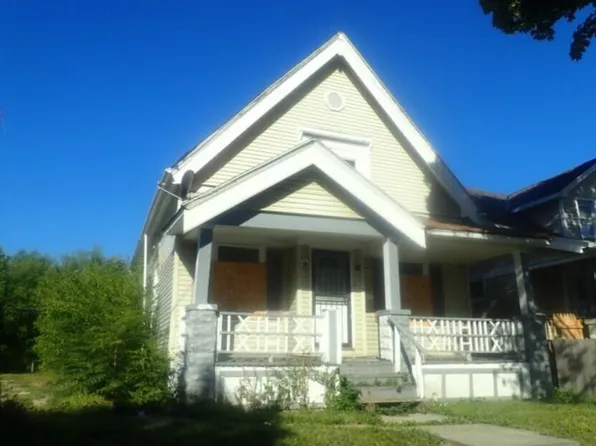 2945 North 29th STREET, Milwaukee, WI 53210