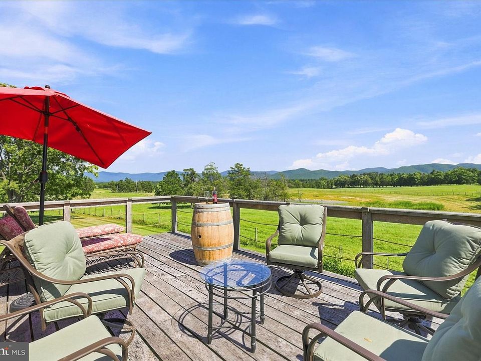 112th image of 625 Riverbend Rd