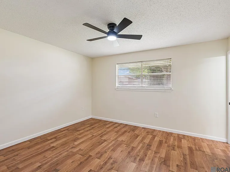 9888 Grand Teton Ave — Photo 8