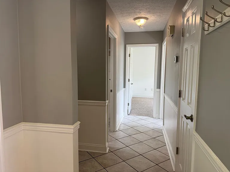 105 Owls Nest Ct — Photo 10