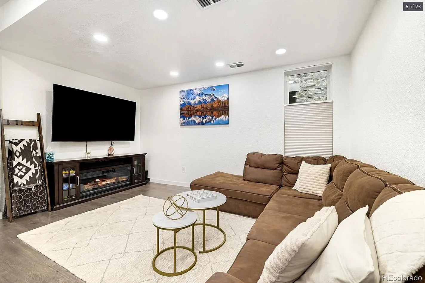 2 bed, 1125 sqft, $3,000 — Photo 4