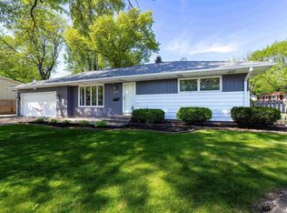 4420 N Gaines St, Davenport, IA 52806