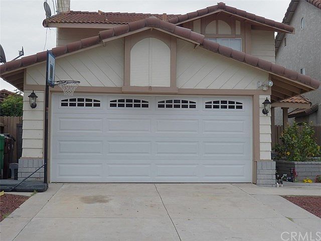 2nd image of 11964 Dream St