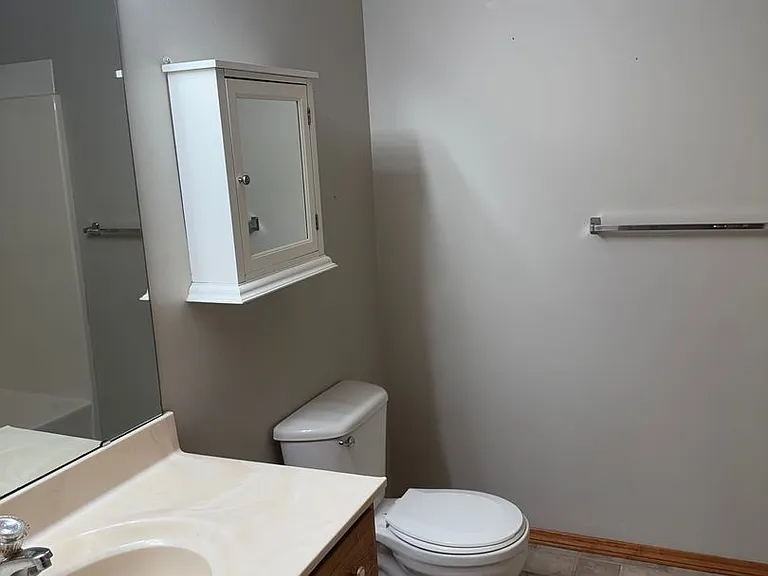 4422 W Tarkio St — Photo 8