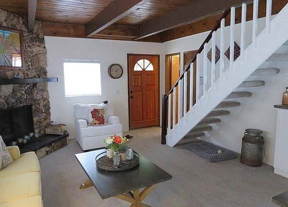 3rd image of 776 Lords Ln