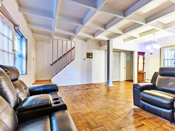 80-14 150th Street image 4 of 19