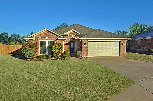 1st image of 500 Hedgewood Dr
