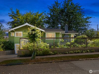 198 26th Avenue, Seattle, WA, 98122