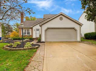 787 Wynstone Dr, Lewis Center, OH 43035