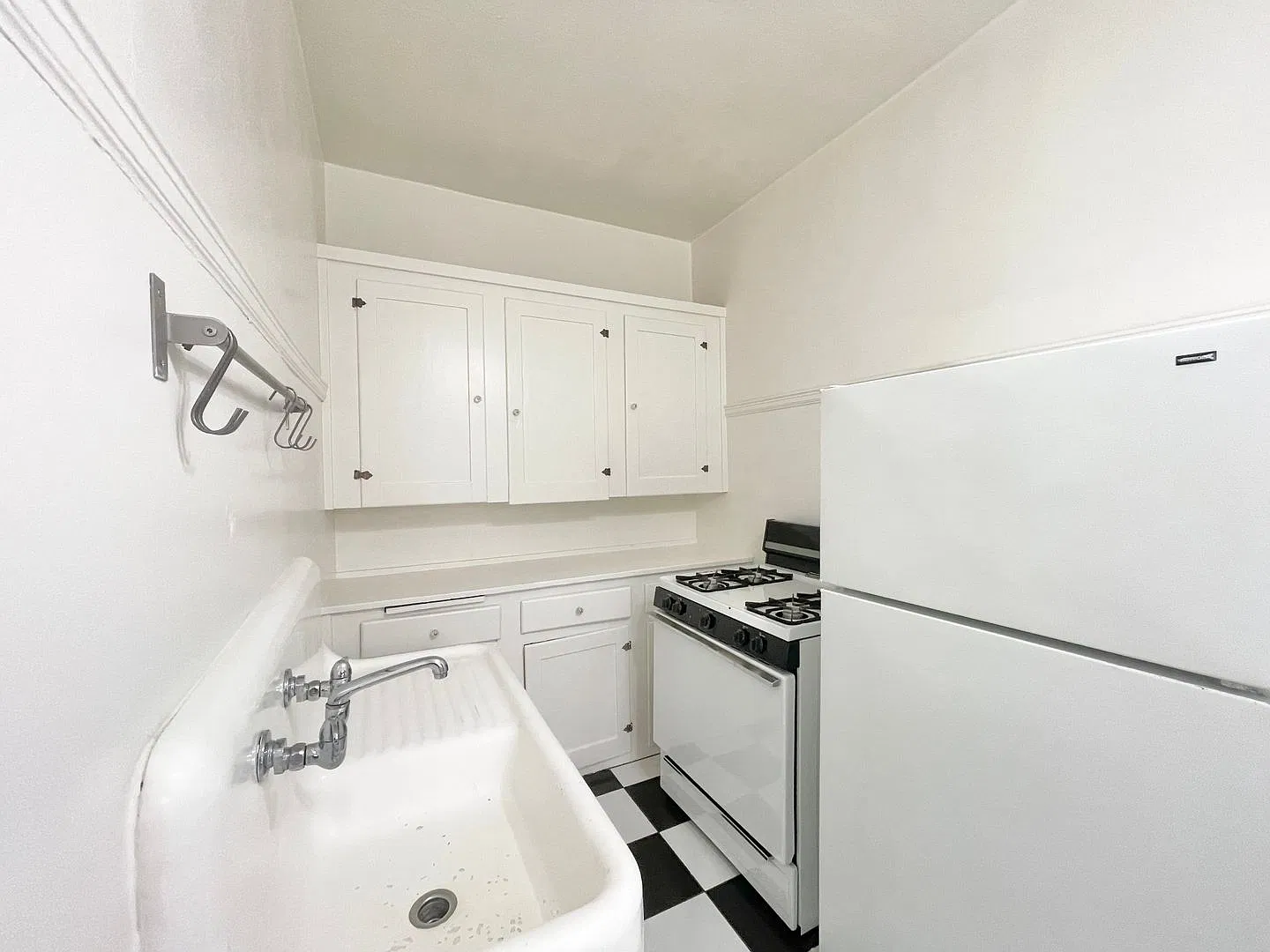 1410 G Street — Photo 4