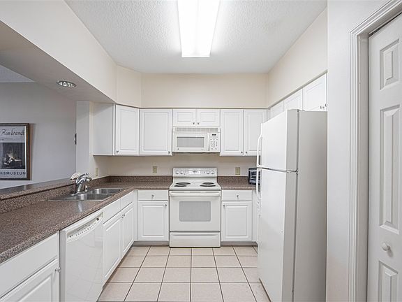 5th image of 275 Atlantis Cir Unit 204F