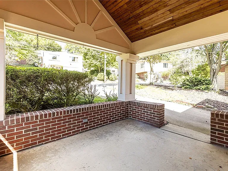 3 bed, $3,600 — Photo 4