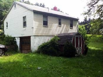 2nd image of 194 McCutcheon Short Cut Rd