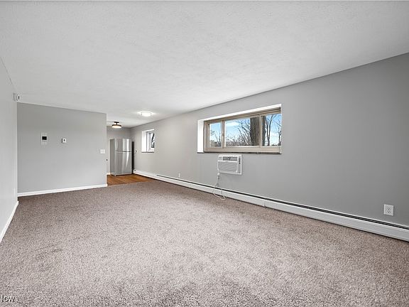 4th image of 115 S Rocky River Dr APT 205