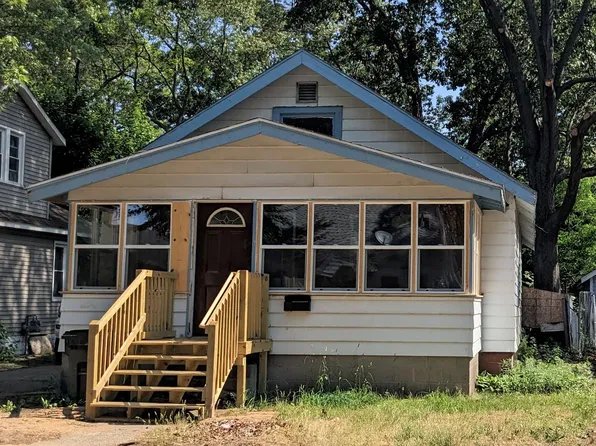 1149 Fleming Ave, Muskegon, MI 49442