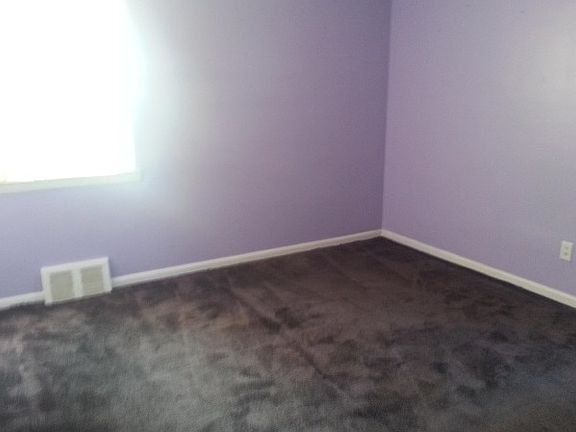 4th image of 15903 Leona Dr
