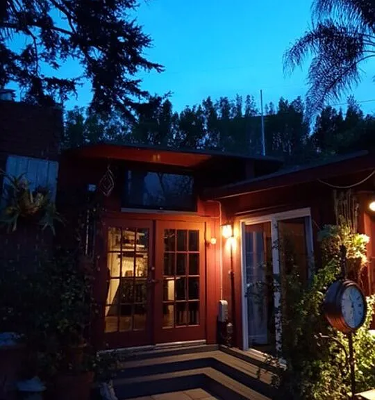7287 Pacific View Dr — Photo 15