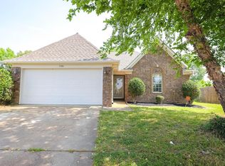 7380 Durango Dr, Horn Lake, MS 38637