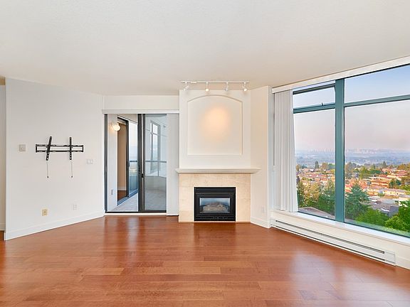 2nd image of 4567 Hazel St #1701