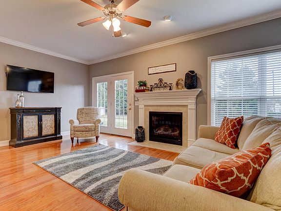 3rd image of 12522 Weatherstone Dr
