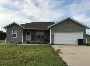 590 Richardson St, Pleasant Hope, MO 65725