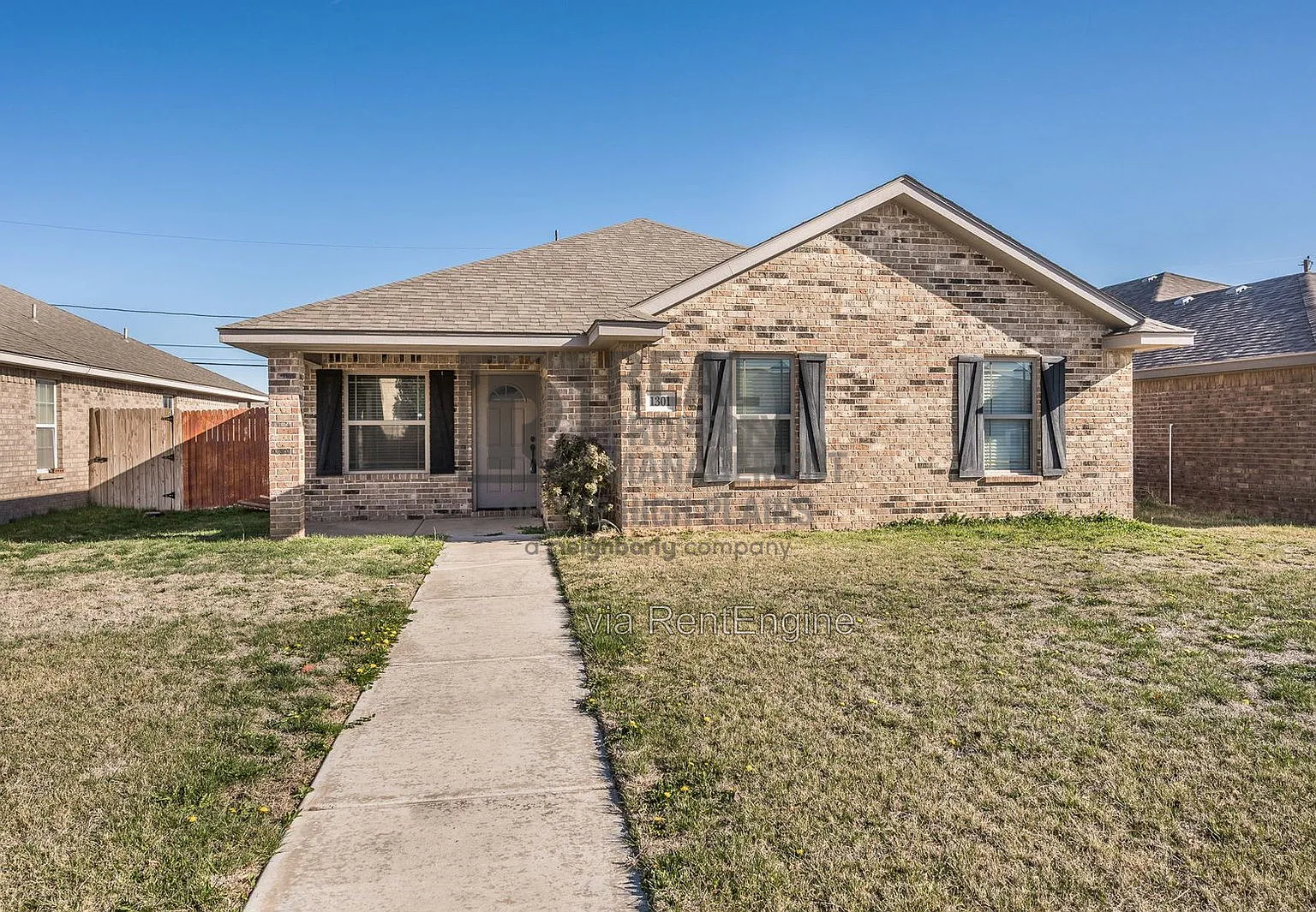 4 bed, 2.0 bath, $2,100 — Photo 1