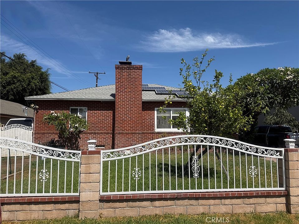 1st image of 1044 Gothic Way