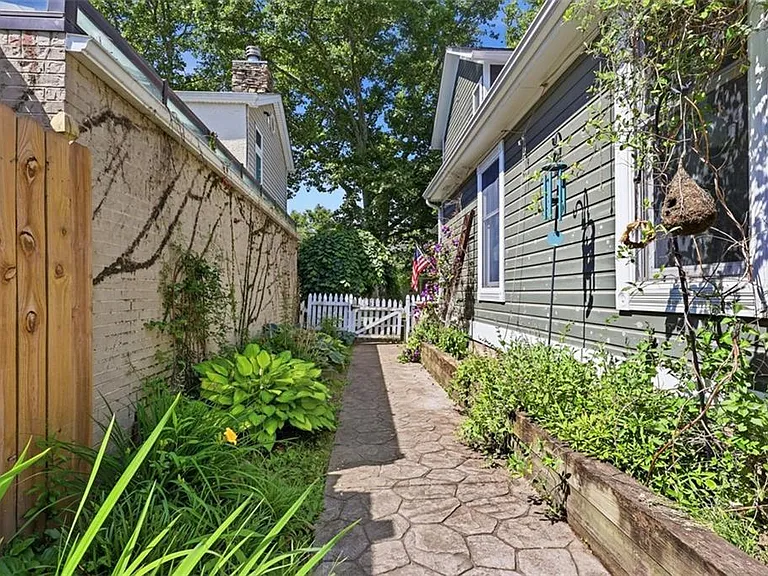 325 Centennial Ave — Photo 39