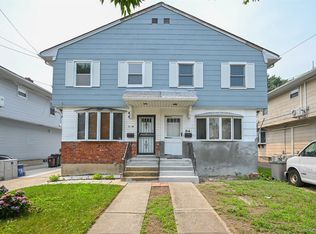 1548 150th Pl, Whitestone, NY 11357