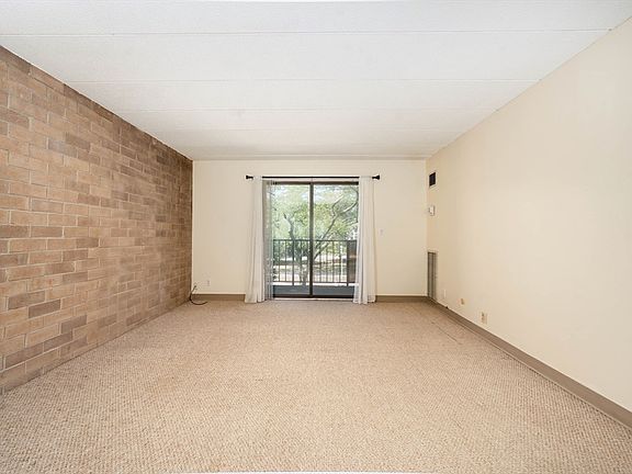 4th image of 185 Quincy Shore Dr #28
