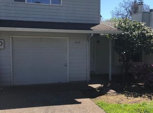 1012 SE 149th Pl, Portland, OR 97233