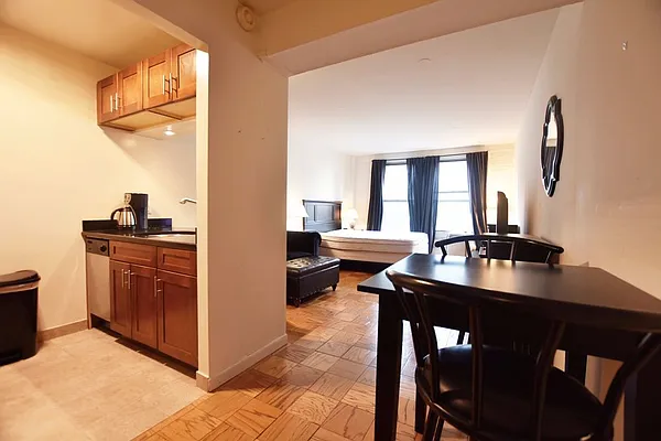 Rented by Bold New York | media 14