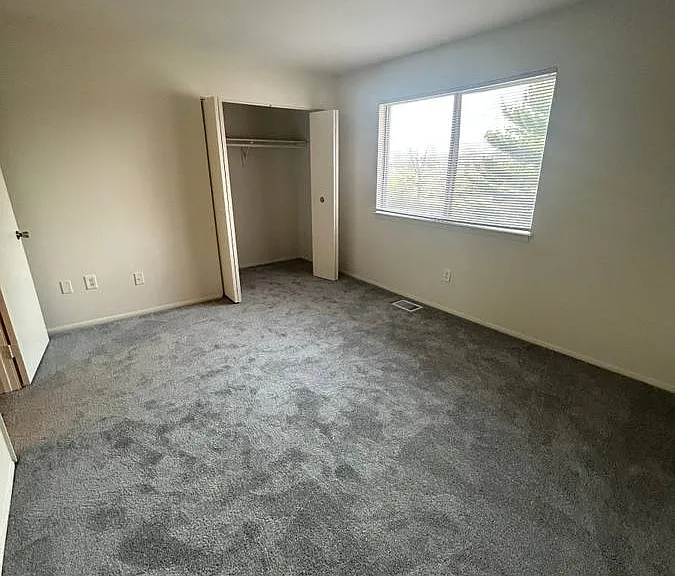 Southview Town Homes, LLC — Photo 17