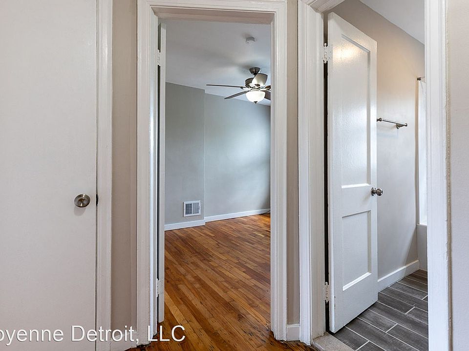 1st image of 1884 E Outer Dr #55