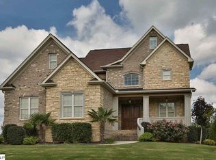 10 Chicora Wood Ln, Simpsonville, SC 29681