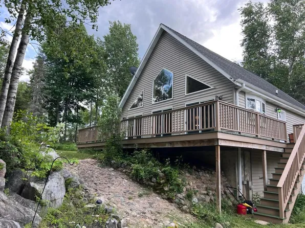253 Kus Rd, Armstrong Creek, WI 54103