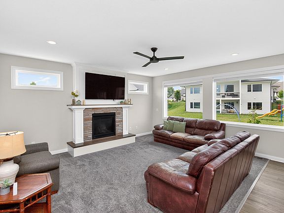 5th image of 4405 Everest Cir