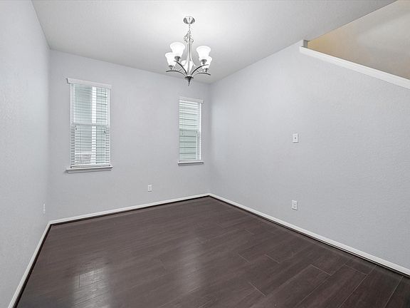 3rd image of 6335 Wilshire Rdg