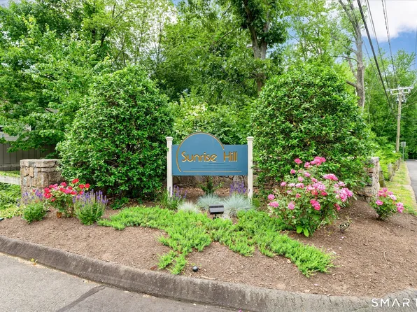 213 Sunrise Hill Lane #213, Norwalk, CT 06851