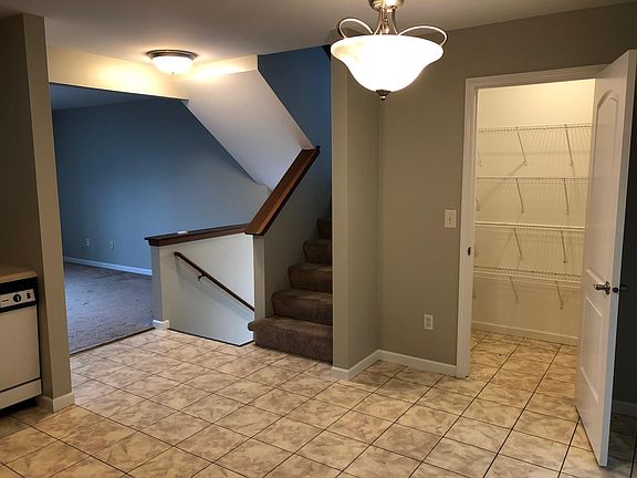 4th image of 2313 Alan Dr