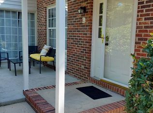 1 Pinehurst Manor Dr #B, Pinehurst, NC 28374