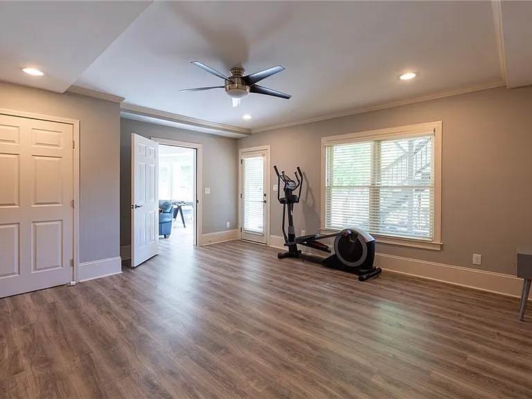 2360 Manor Creek Ct — Photo 59