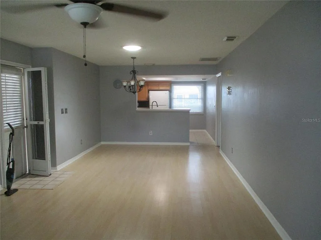 2 bed, 2.0 bath, 1000 sqft, $1,800 — Photo 3