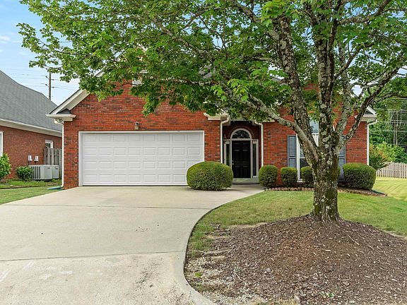 3rd image of 1866 Parkside Cir