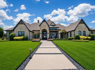 306 Renaissance Ln, Heath, TX 75032
