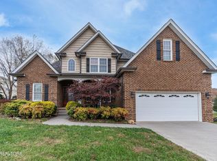 107 Crystal Cove Ln, Oak Ridge, TN 37830