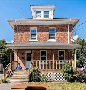 35 Walden Avenue, New London, CT, 06320