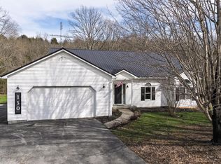 150 Blake Ln, Berry, KY 41003