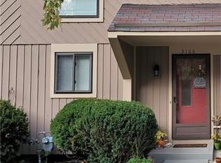 3166 Laurel Ridge Cir, Bridgeville, PA 15017