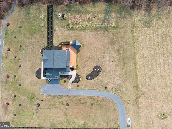 4th image of 16756 Misty Ridge Ln